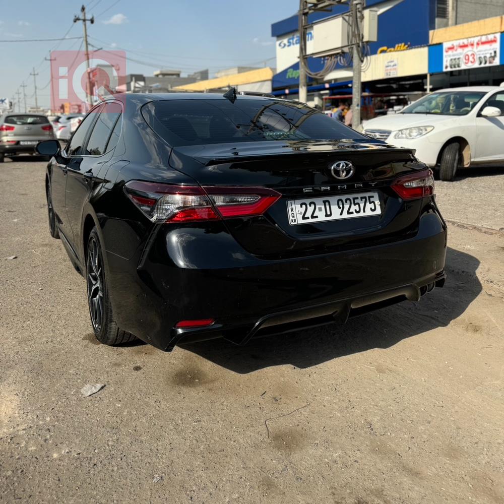 تۆیۆتا کامری